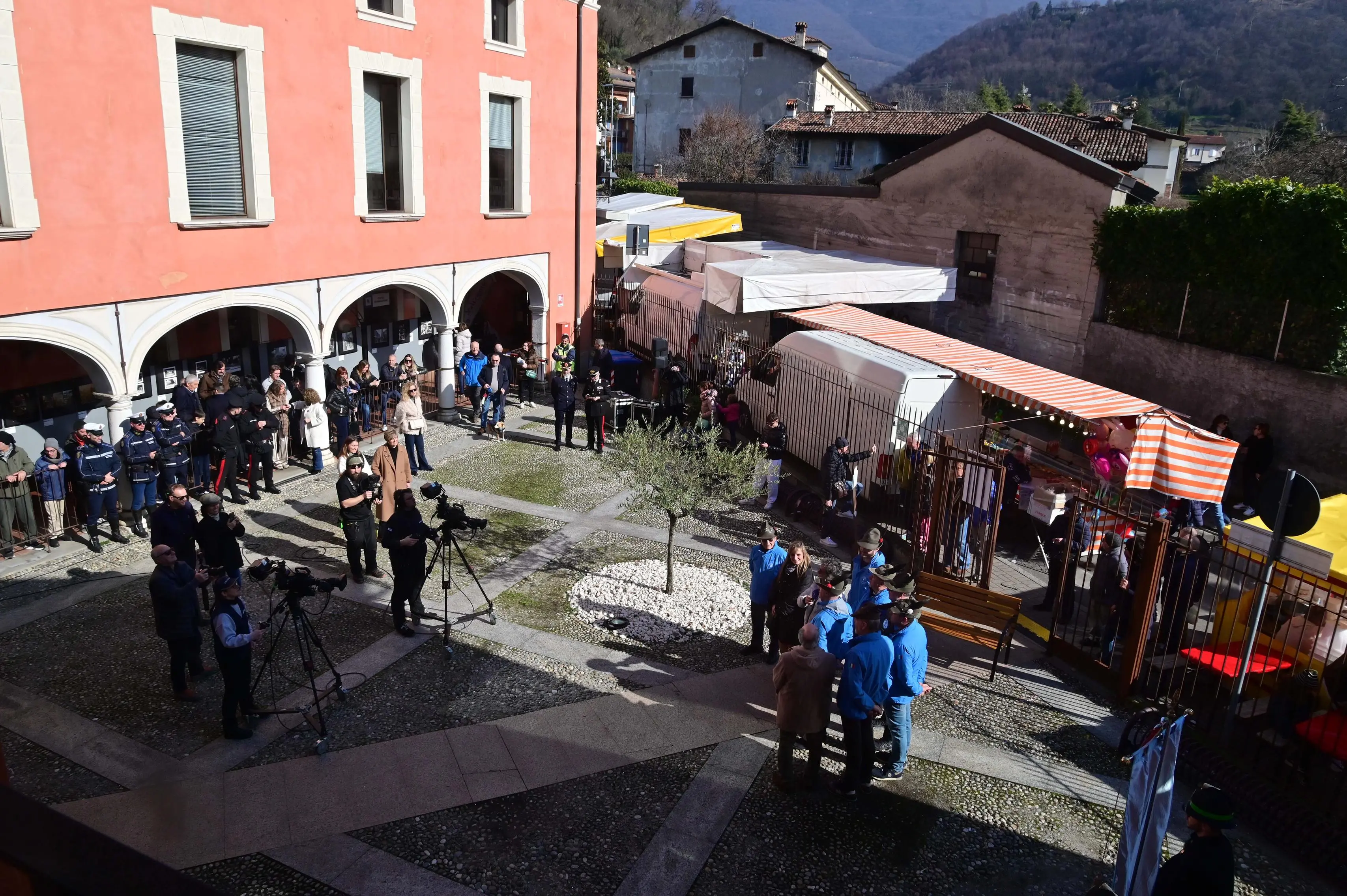 SAREZZO IN PIAZZA CON NOI REDAZIONE PROVINCIA 22-02-2026 GABRIELE STRADA NEW EDEN GROUP