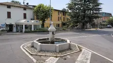 La fontana della frazione Carzago - © www.giornaledibrescia.it