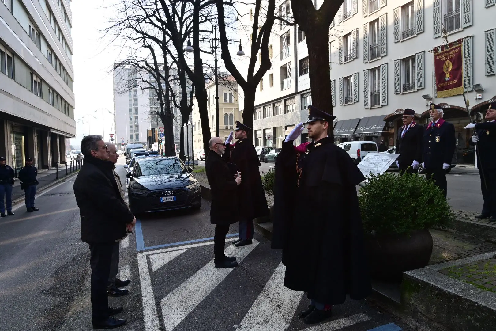 La commemorazione in via Gramsci