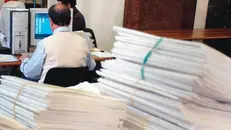 Sulle spalle del volontariato continua a esserci molta burocrazia - © www.giornaledibrescia.it