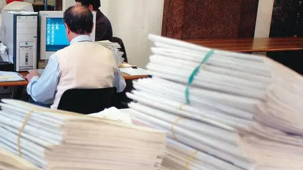 Sulle spalle del volontariato continua a esserci molta burocrazia - © www.giornaledibrescia.it