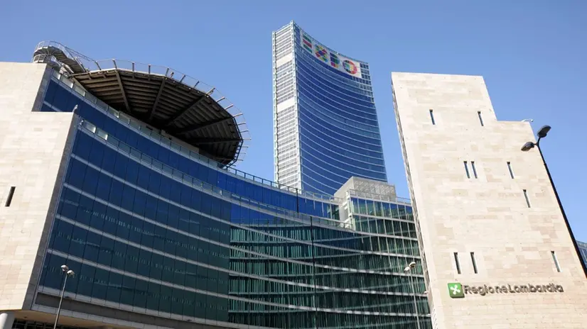 Il quartier generale di Regione Lombardia - © www.giornaledibrescia.it