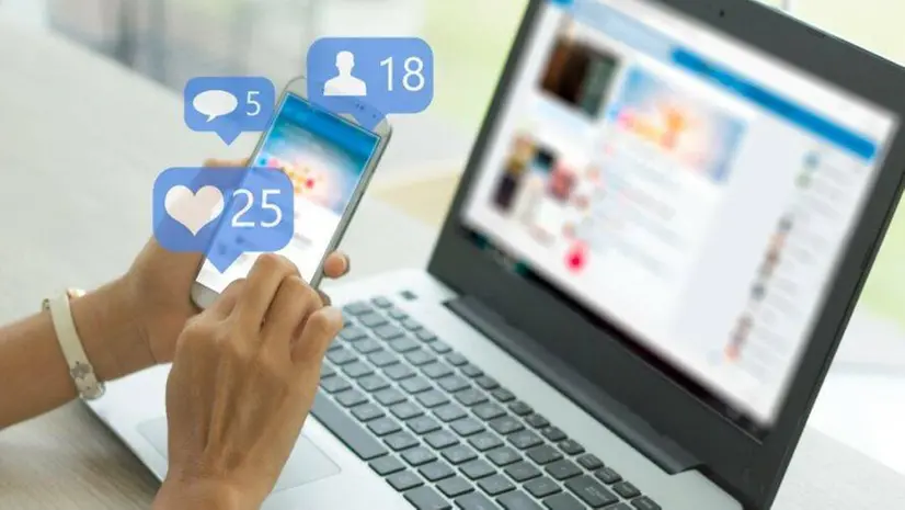 Condividere momenti personali sui social