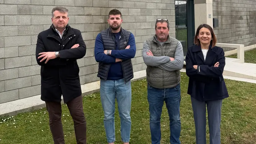 Emanuele Plona con i figli Fabio, Ulisse e Annamaria Bonali