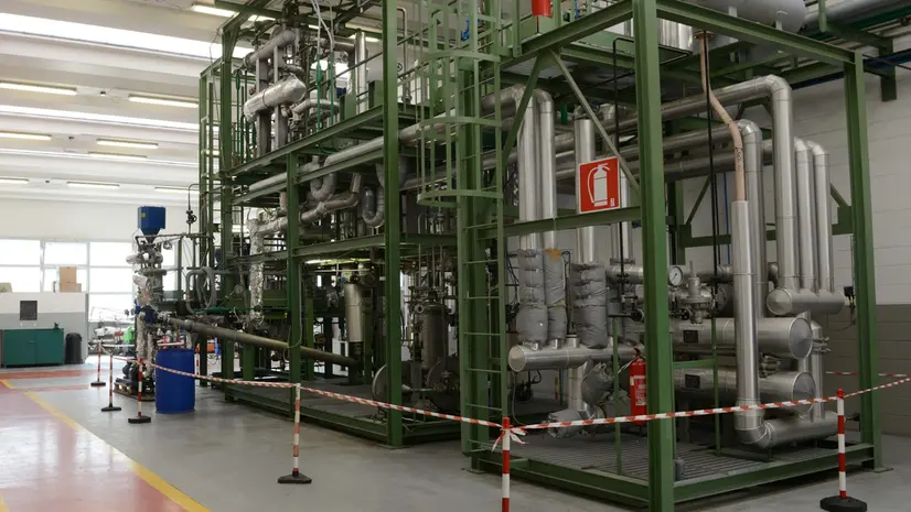 L'impianto per frantumare i residui di autoveicoli - © www.giornaledibrescia.it