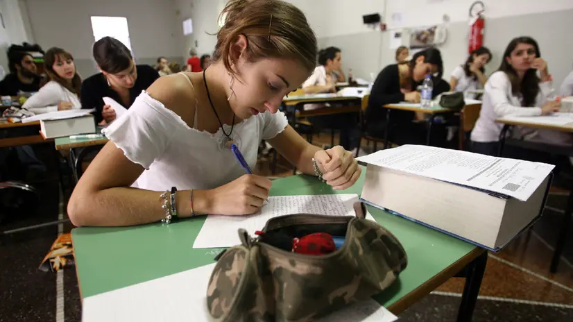 Studenti del liceo classico impegnati con la versione di greco  (foto di archivio) - © www.giornaledibrescia.it