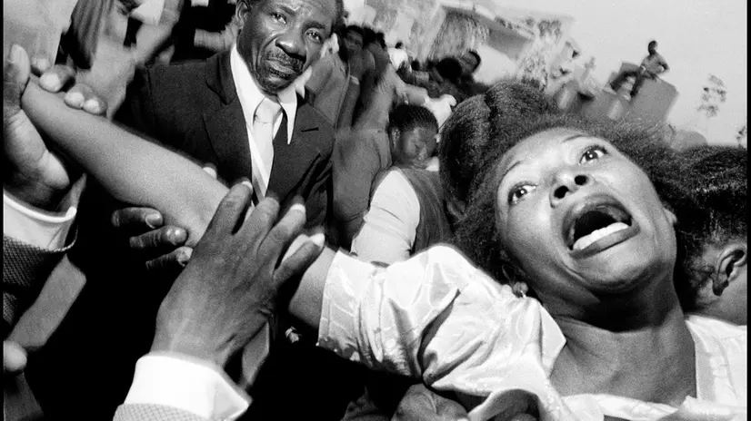 Uno degli scatti che saranno esposti nella mostra «Bruce Gilden. Haiti» della Fondazione Clerici