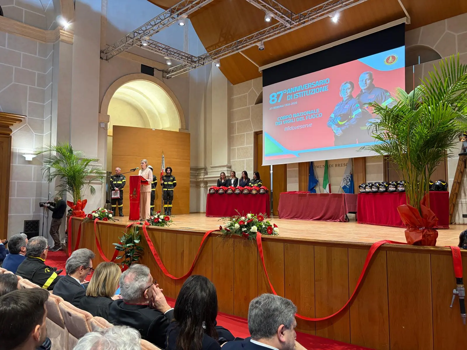 L'87esimo anniversario dei Vigili del fuoco