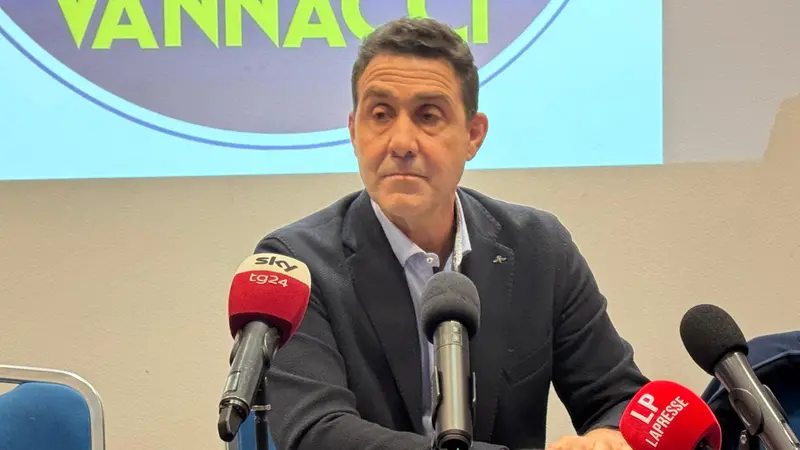 Roberto Vannacci - Foto Ansa/Elisabetta Baracchi