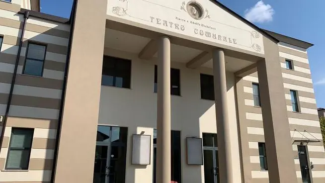 Il teatro comunale di Travagliato  - © www.giornaledibrescia.it