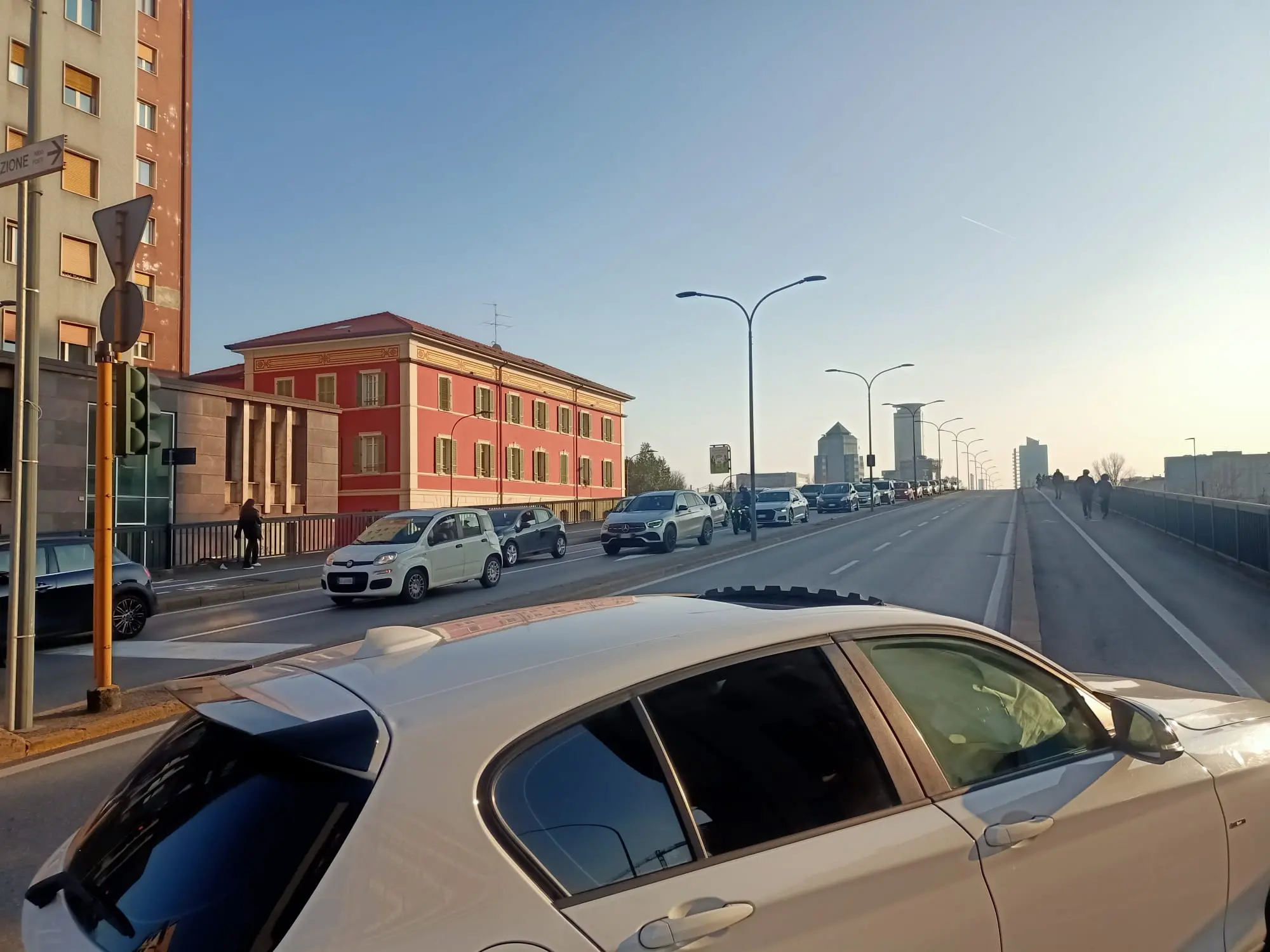 L'incidente tra via Solferino e il cavalcavia Kennedy