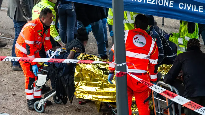 TRAM 9 DERAGLIATO VIALE VITTORIO VENETO MILANO, 27 FEBBRAIO 2026, ANSA/DAVIDE CANELLA