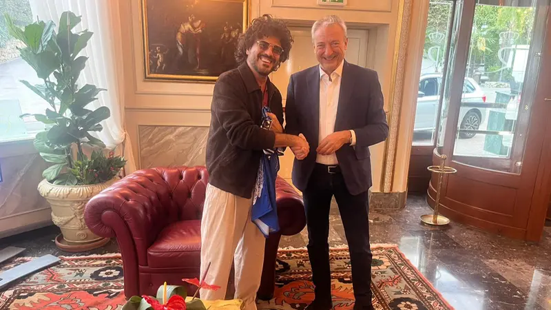 Francesco Renga con Giuseppe Pasini - © www.giornaledibrescia.it