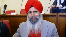 Imputato. Balwinder Singh quando sedeva in Consiglio comunale
