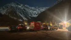 Il campo base allestito per le ricerche -  © www.giornaledibrescia.it