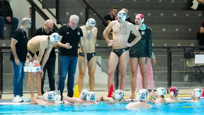 Sandro Bovo e la squadra durante un time out - Foto Eleonora Frigerio