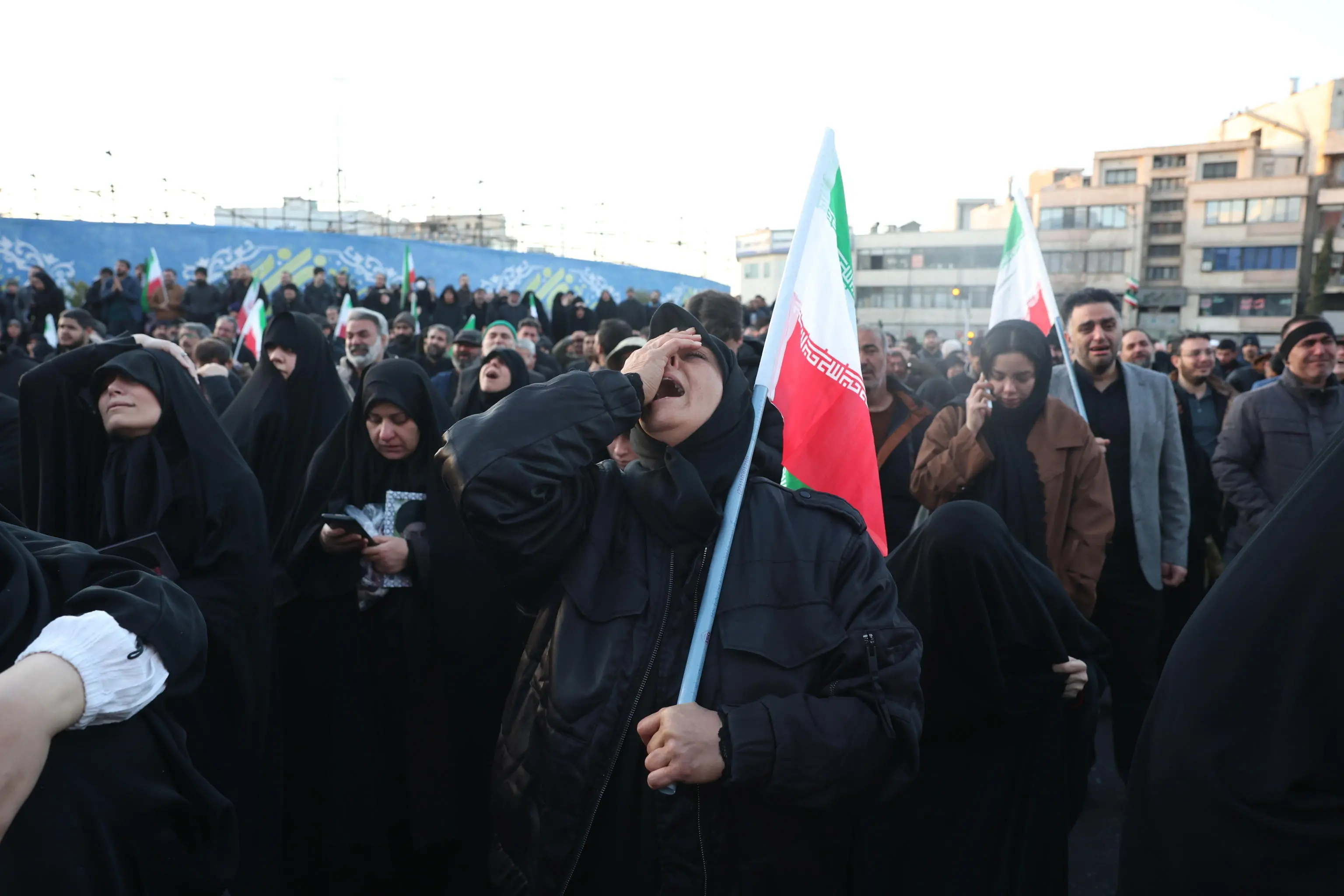 Il lutto a Teheran per la morte di Khamenei