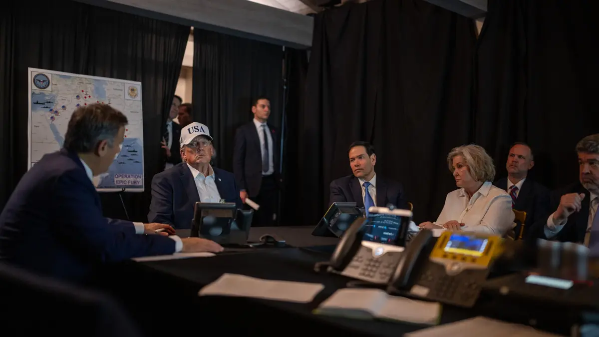 Trump e il suo team seguono l'attacco all'Iran - Foto Ansa © www.giornaledibrescia.it