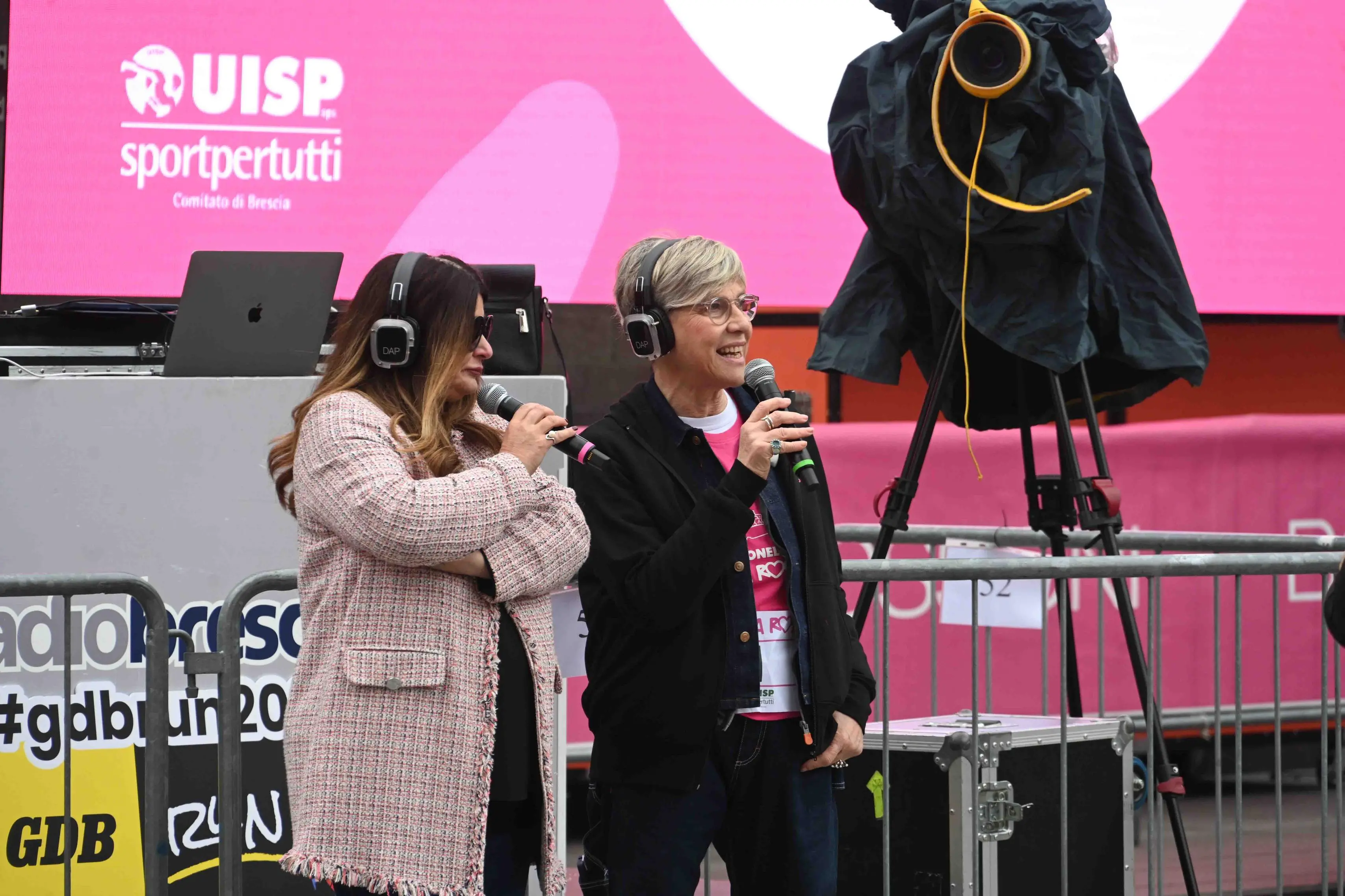 CRONACA BRESCIA PIAZZA VITTORIA PARTENZA CORSA ROSA PER SANDRINI 01-03-2026 MARCO ORTOGNI /GIOVANNI BENINI NEW EDEN GROUP