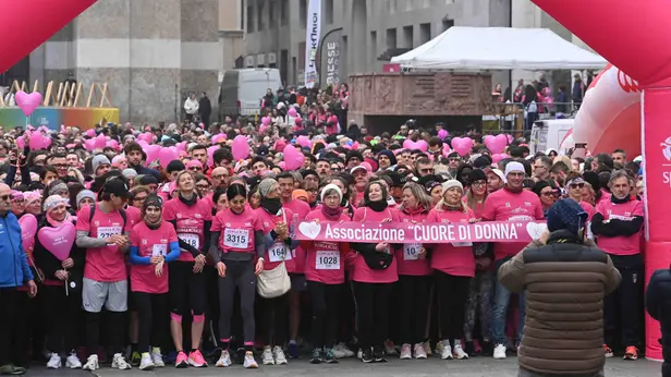 CRONACA BRESCIA PIAZZA VITTORIA PARTENZA CORSA ROSA PER SANDRINI 01-03-2026 MARCO ORTOGNI /GIOVANNI BENINI NEW EDEN GROUP