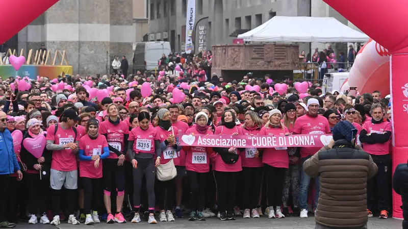 CRONACA BRESCIA PIAZZA VITTORIA PARTENZA CORSA ROSA PER SANDRINI 01-03-2026 MARCO ORTOGNI /GIOVANNI BENINI NEW EDEN GROUP
