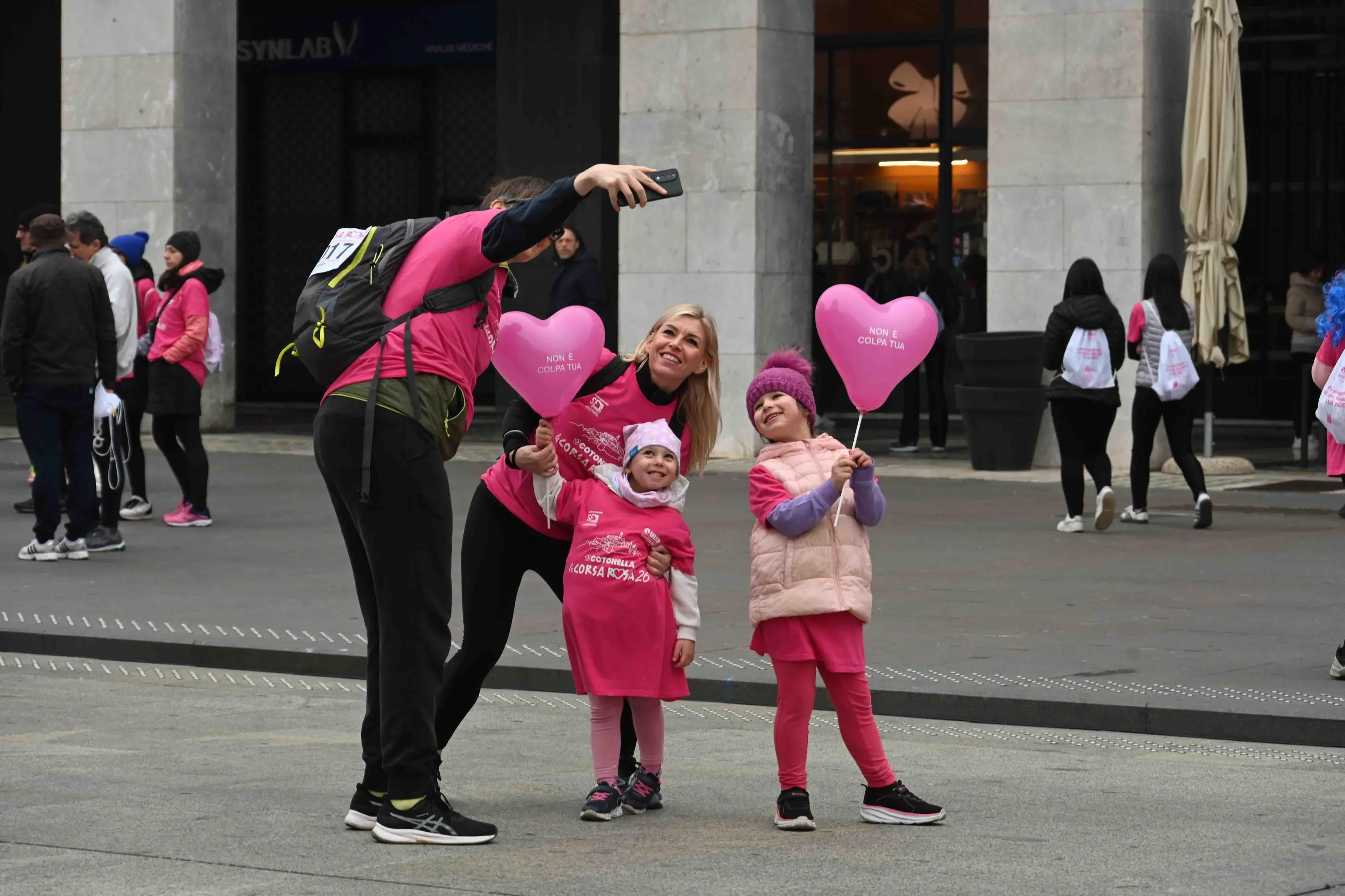 CRONACA BRESCIA PIAZZA VITTORIA PARTENZA CORSA ROSA PER SANDRINI 01-03-2026 MARCO ORTOGNI /GIOVANNI BENINI NEW EDEN GROUP