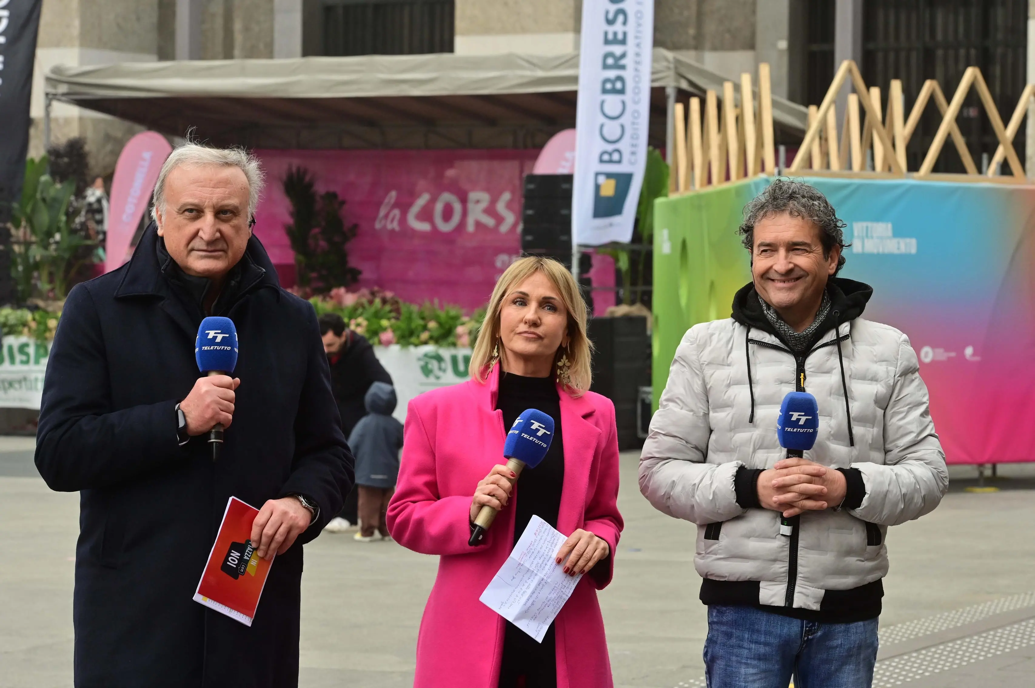 CRONACA  BRESCIA PIAZZA VITTORIA CORSA ROSA PUNTATA SPECIALE DI IN PIAZZA CON NOI REDAZIONE CRONACA 01-03-2026 GABRIELE STRADA NEW EDEN GROUP                             