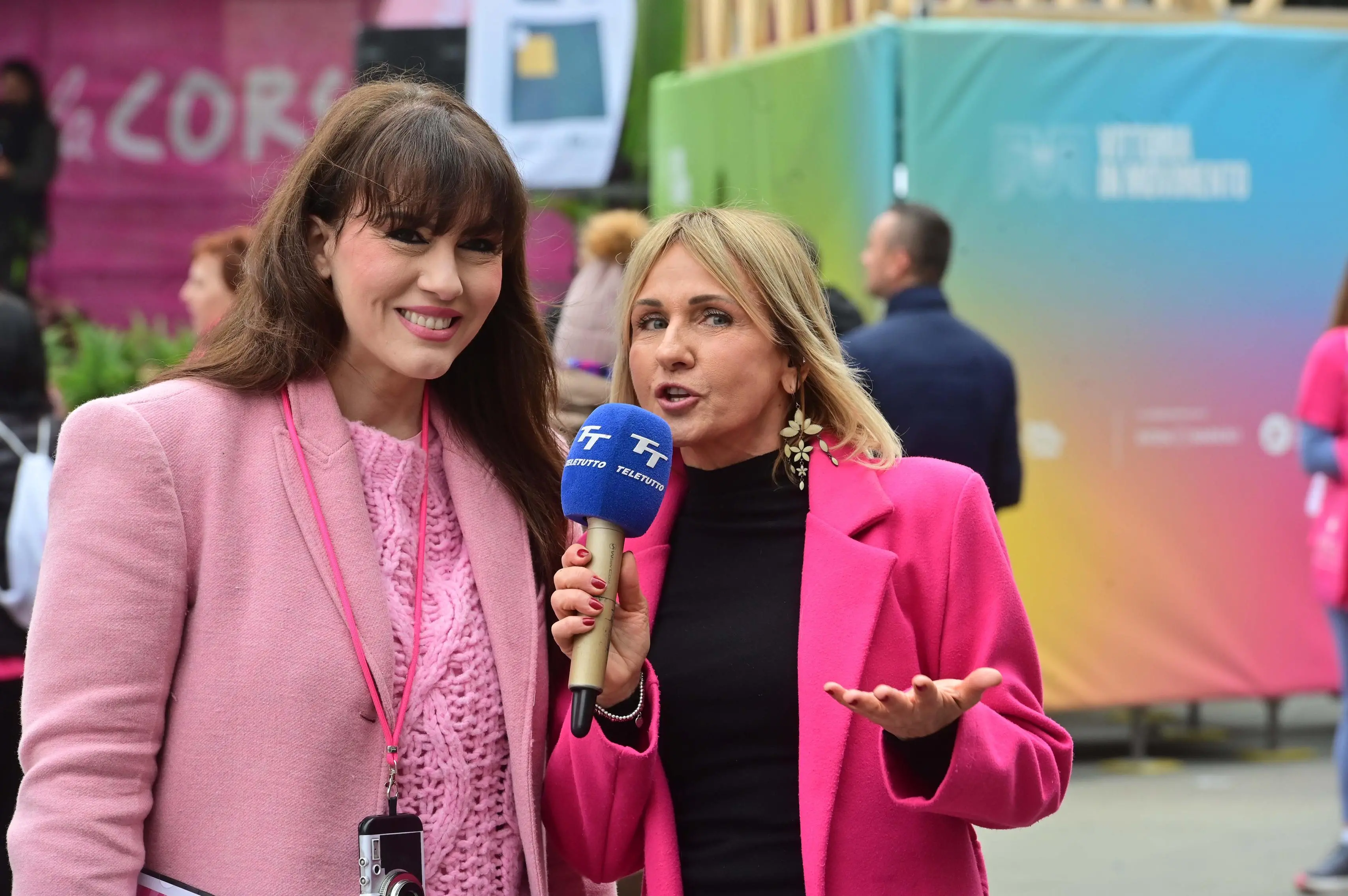 CRONACA  BRESCIA PIAZZA VITTORIA CORSA ROSA PUNTATA SPECIALE DI IN PIAZZA CON NOI REDAZIONE CRONACA 01-03-2026 GABRIELE STRADA NEW EDEN GROUP                             