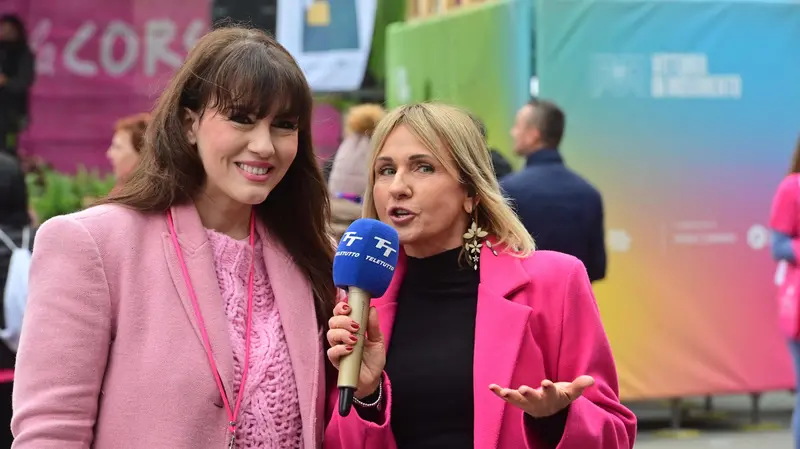 CRONACA  BRESCIA PIAZZA VITTORIA CORSA ROSA PUNTATA SPECIALE DI IN PIAZZA CON NOI REDAZIONE CRONACA 01-03-2026 GABRIELE STRADA NEW EDEN GROUP                             