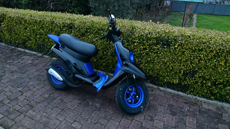 Il motorino sul quale viaggiava Nicolas Tomasoni