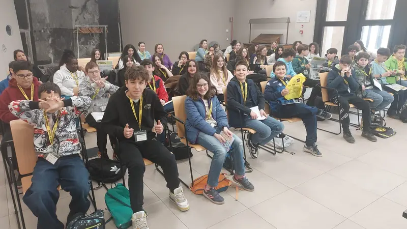Le classi 2F e 2C del Da Vinci di Travagliato in visita al GdB