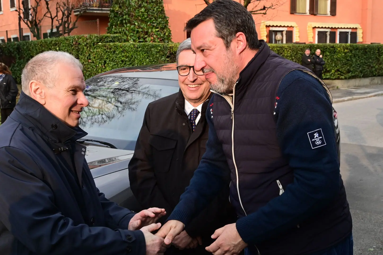 Il ministro Matteo Salvini in visita alle case Aler di via Drammis