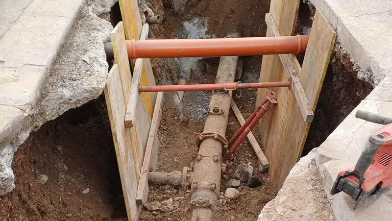 Il tubo del gas interessato dai lavori