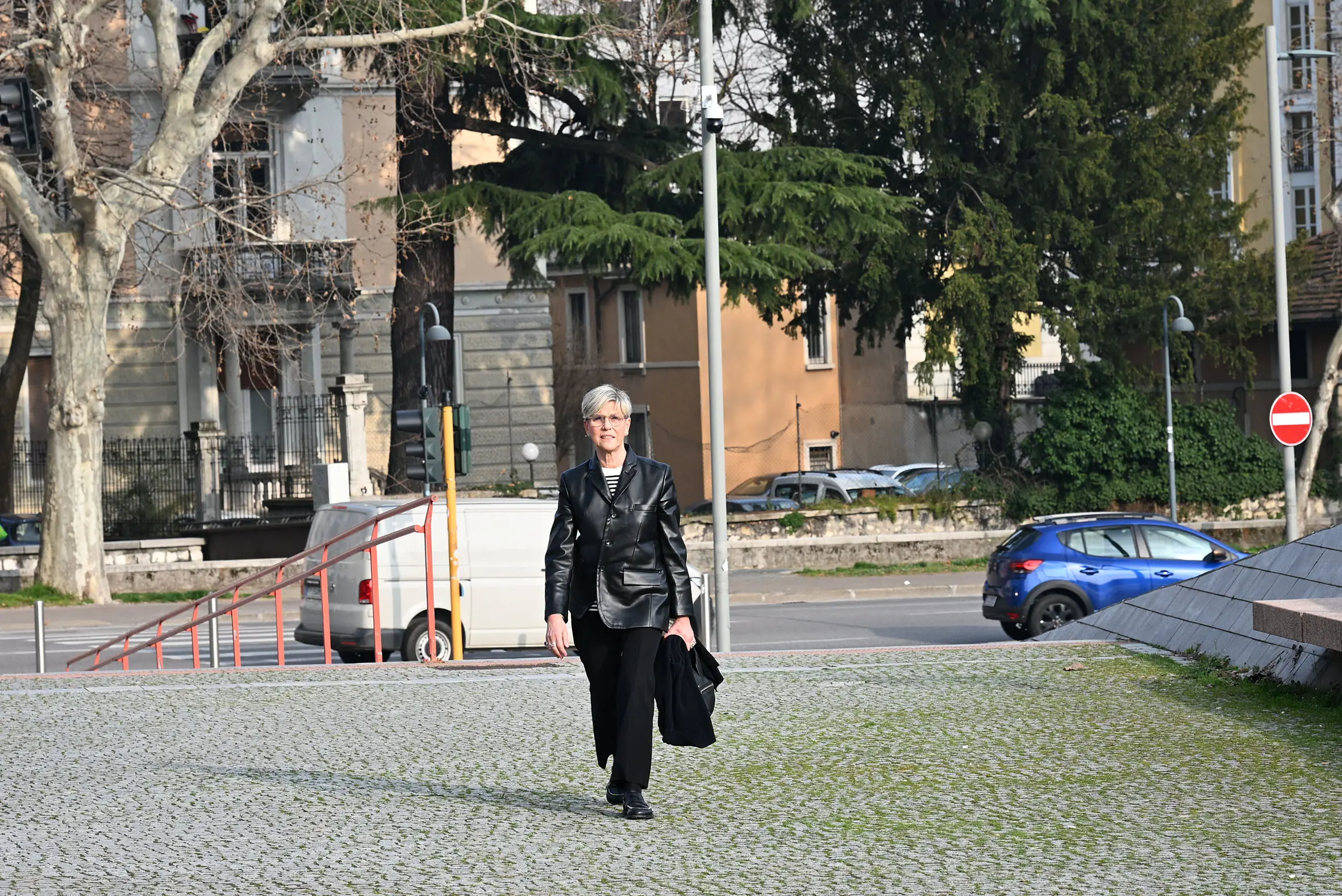 La conferenza stampa fuori dall'ex Freccia Rossa