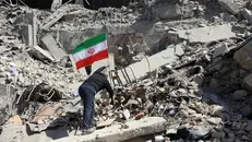 Le conseguenze dei bombardamenti israeliani e americani a Teheran - Foto Ansa © www.giornaledibrescia.it