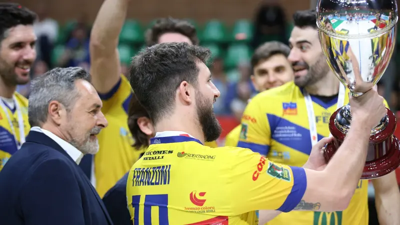 L'esultanza di Andrea Franzoni - © www.giornaledibrescia.it