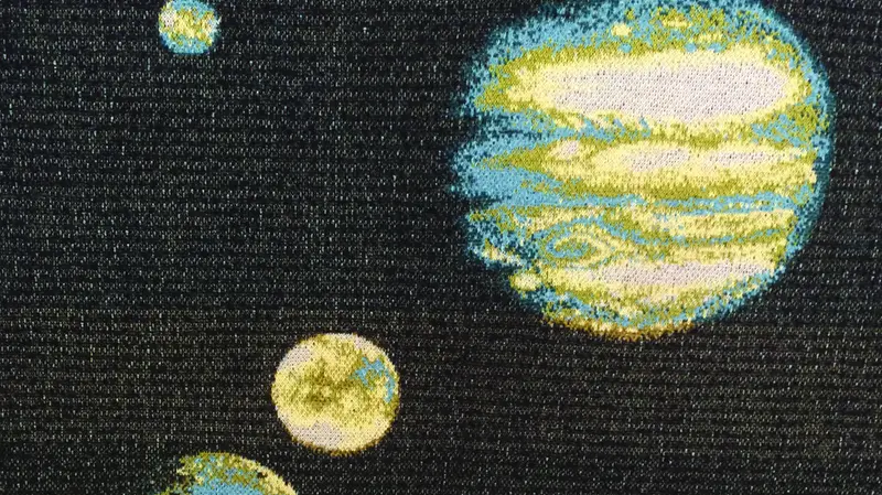 La collezione Uomo Missoni dedicata ai corpi celesti, 1997 - Courtesy Archivio Missoni