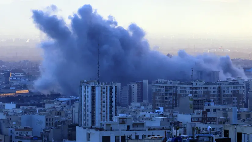 Un'esplosione in centro a Teheran - Foto Ansa © www.giornaledibrescia.it