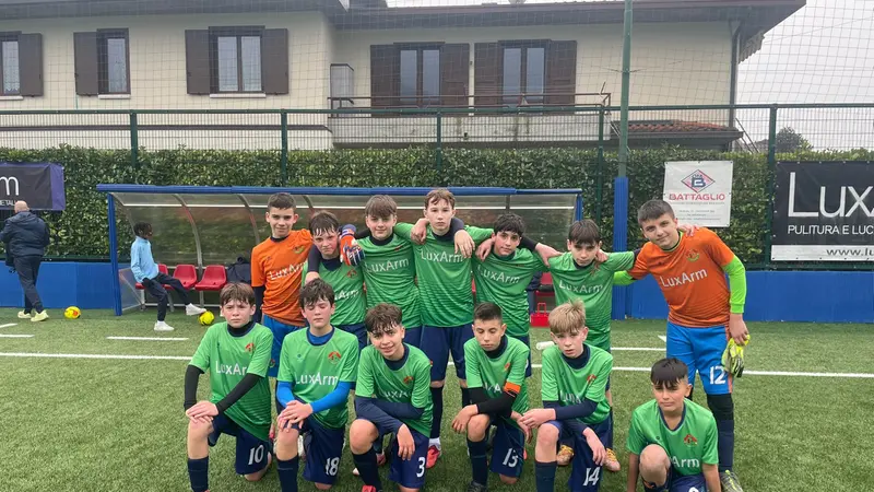 La rosa dell'Uso United di casa a Bovezzo - © www.giornaledibrescia.it