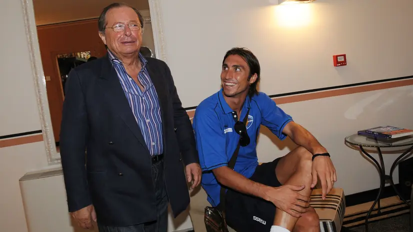 Gino Corioni e Andrea Caracciolo sorridenti all'hotel Touring di Coccaglio