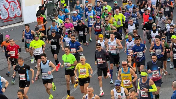 La Brescia Art Marathon parte e arriva in piazza Loggia