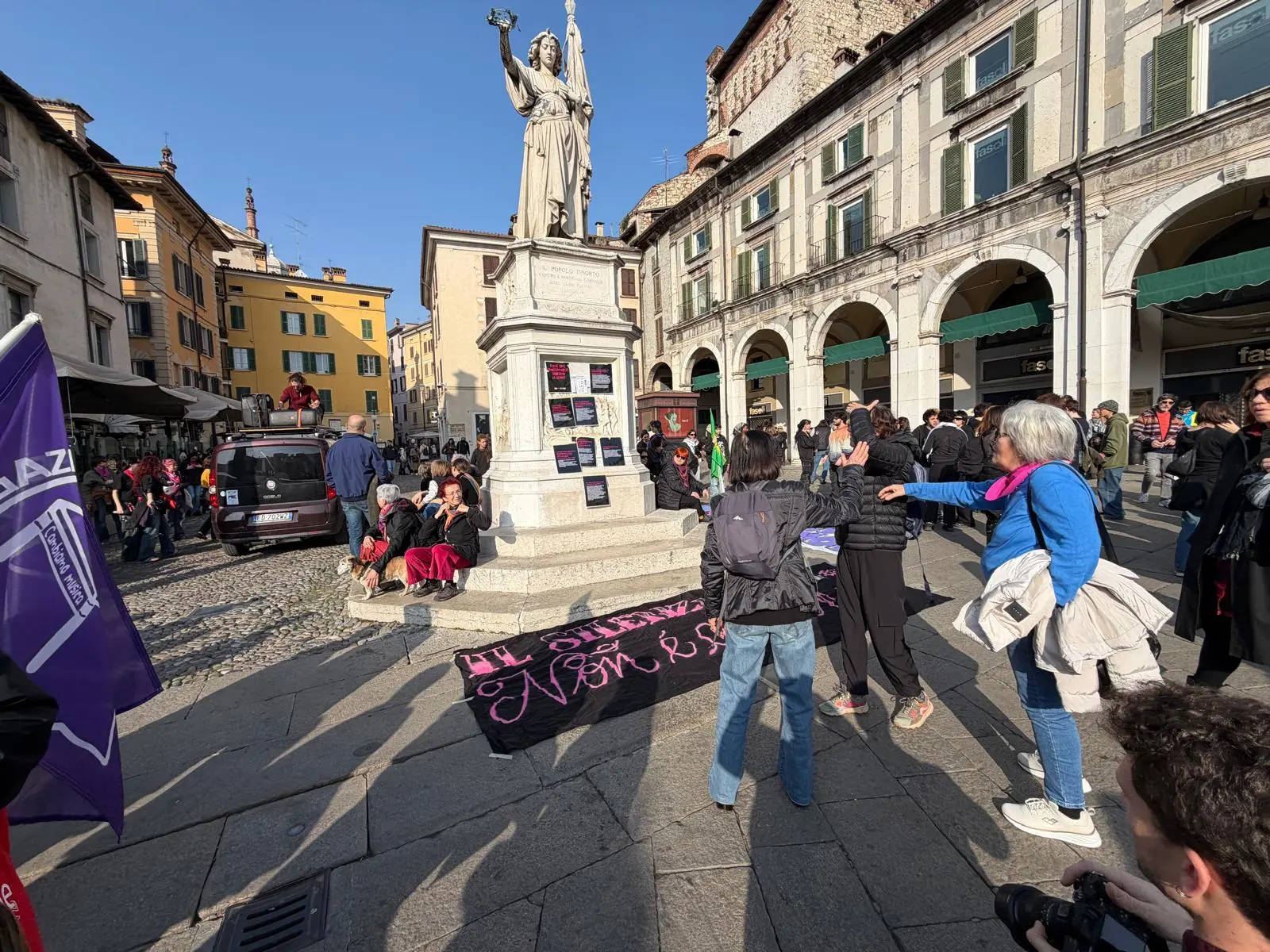 Non una di meno, la manifestazione anche a Brescia