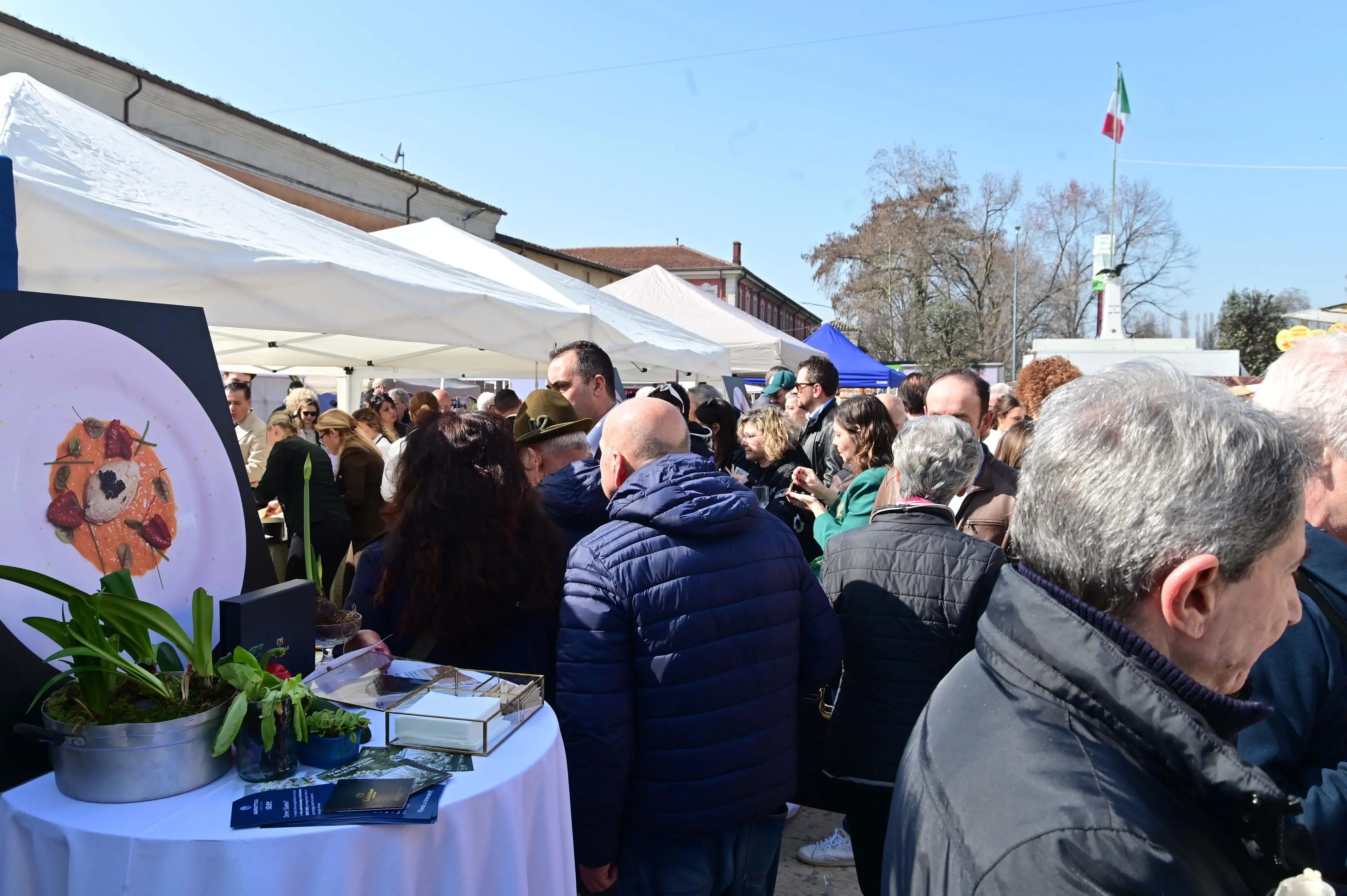 CALVISANO IN PIAZZA CON NOI  REDAZIONE PROVINCIA 08-03-2026 GABRIELE STRADA NEW EDEN GROUP 