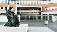 L'inchiesta è aperta dalla Procura di Brescia dopo le denunce degli inquilini dei residence