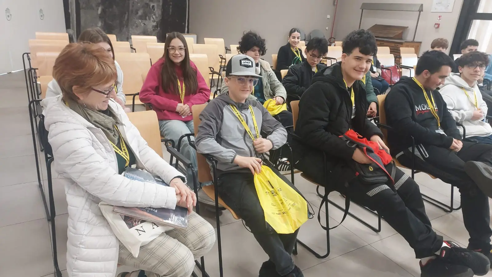 La classe 1G del Cfp Canossa di Bagnolo Mella in visita al GdB