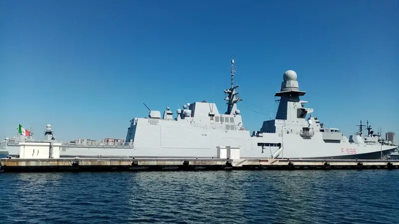 La fregata missilistica italiana - Foto Ansa © www.giornaledibrescia.it