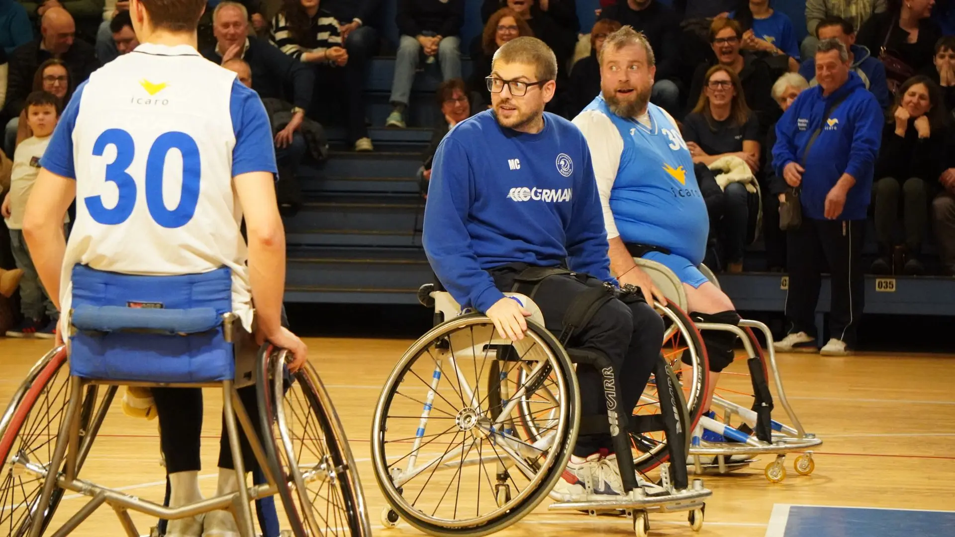 Germani Icaro: gli scatti dal parquet