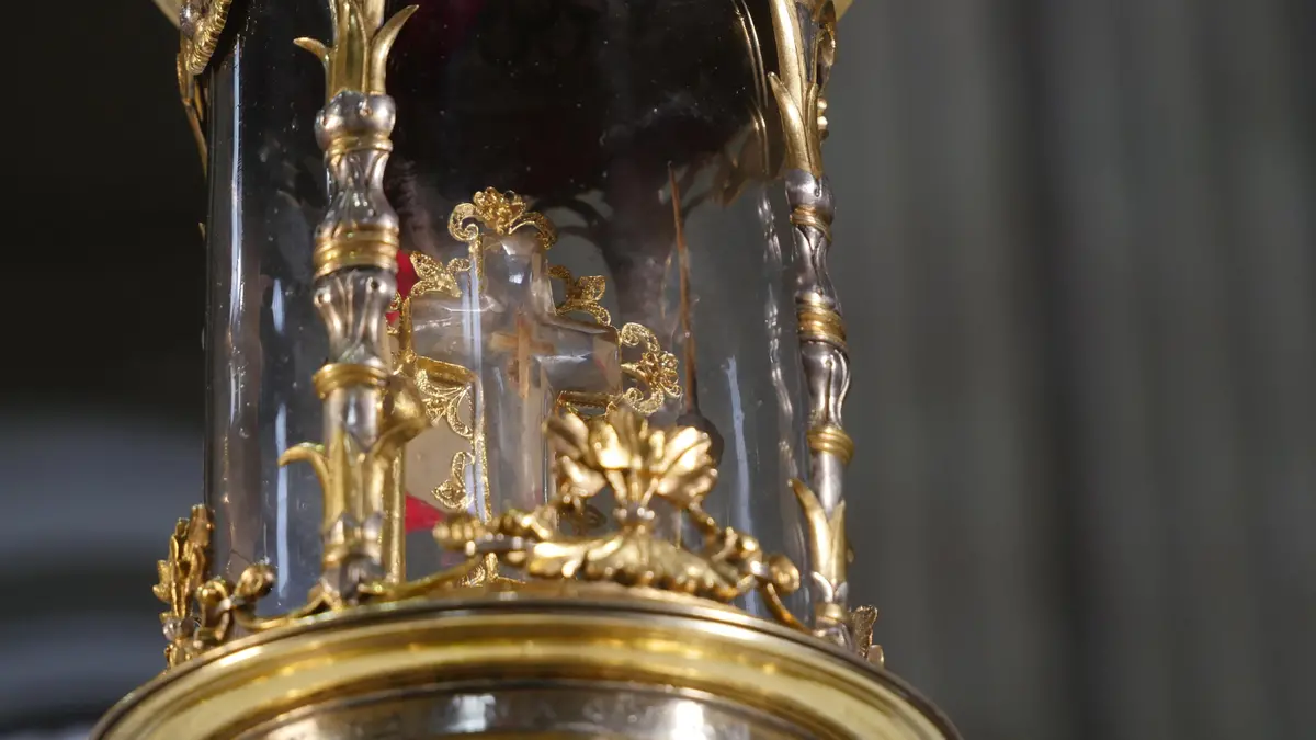 Le sacre spine sono custodite in un reliquiario realizzato nel Cinquecento - © www.giornaledibrescia.it