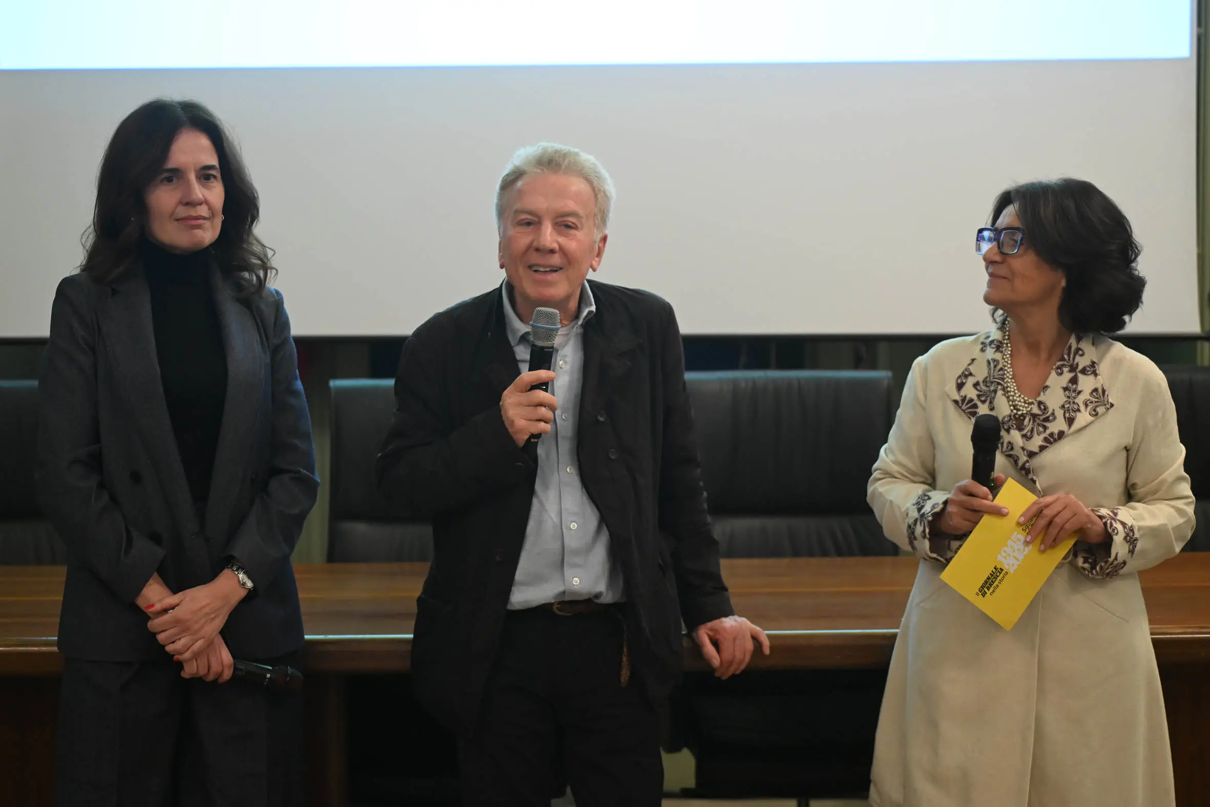 L'inaugurazione della mostra per gli 80 anni del GdB a Villa Carcina