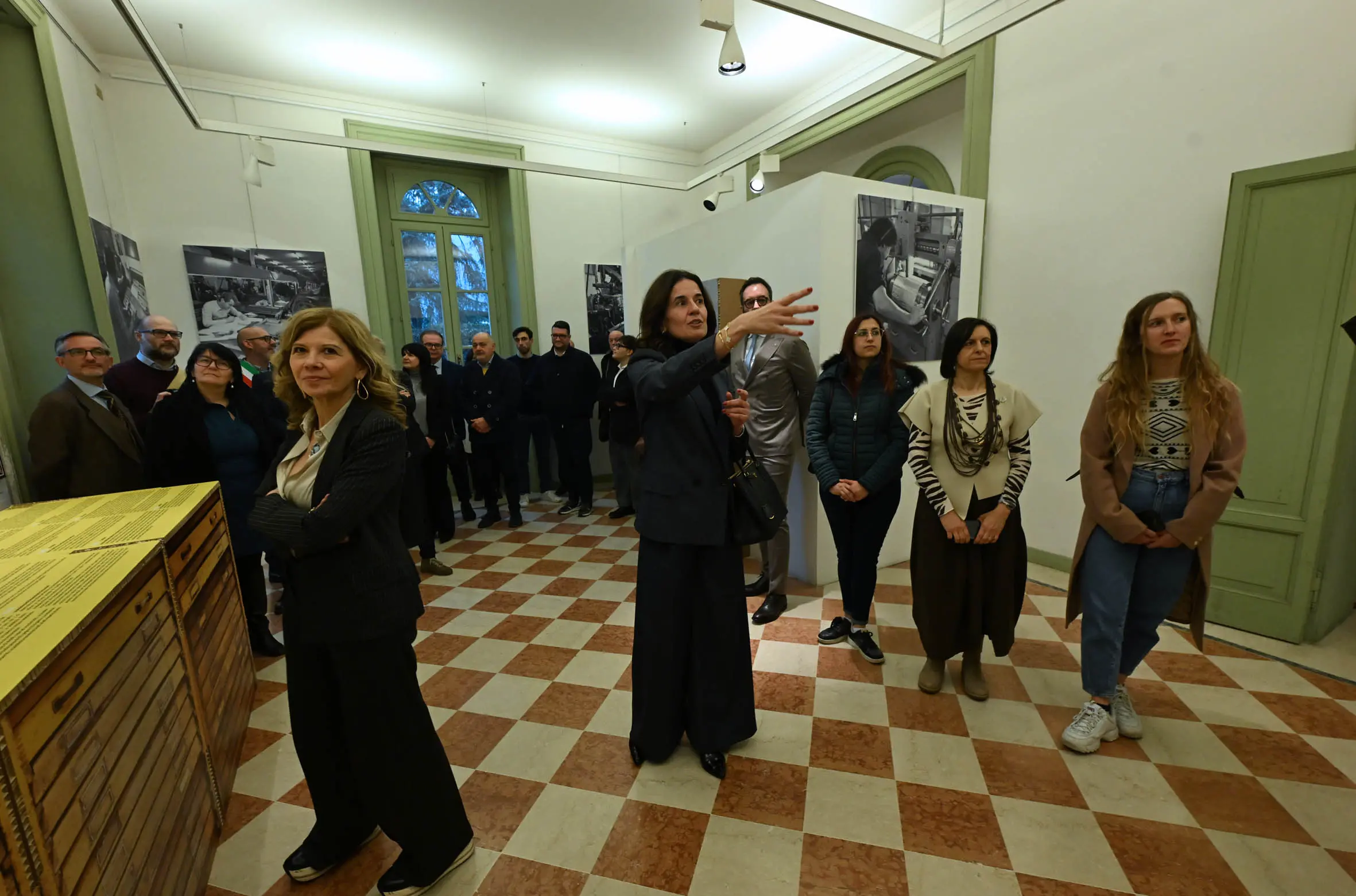 L'inaugurazione della mostra per gli 80 anni del GdB a Villa Carcina